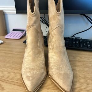 Mi.iM Beige Suede Heeled Boots